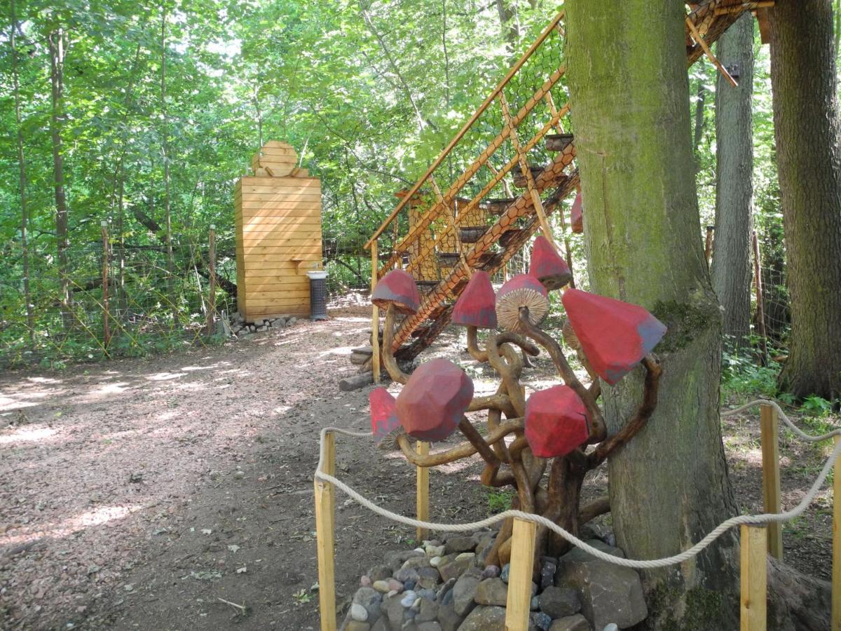 הוילה Bohutín Treehouse V Brdech מראה חיצוני תמונה